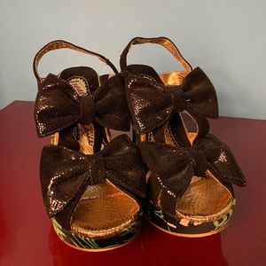 Irregular Choice bow and bamboo heels sz. 7